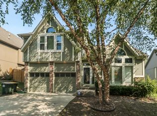 21520 W 53rd St, Shawnee, KS 66226