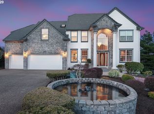 13789 SW Mistletoe Dr, Tigard, OR 97224