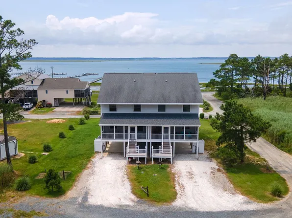 7516 Doe Bay Ln, Chincoteague, VA 23336
