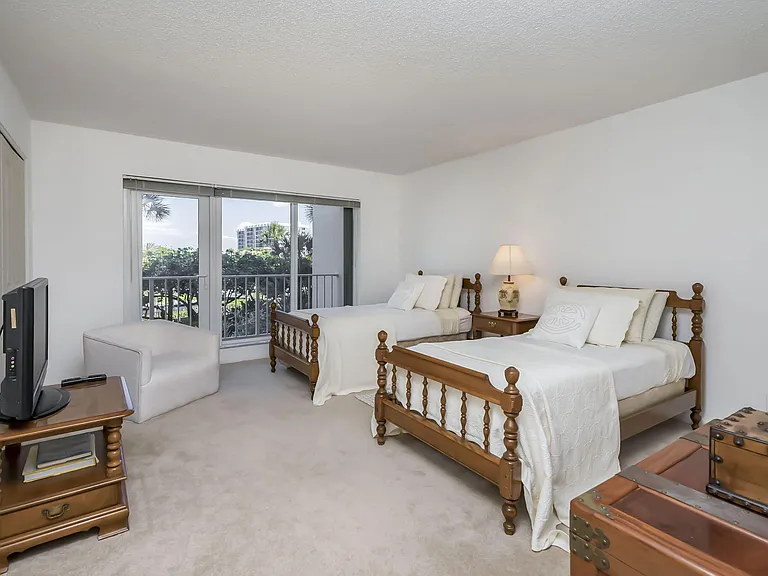 4301 N Ocean Blvd #A206 — Photo 32