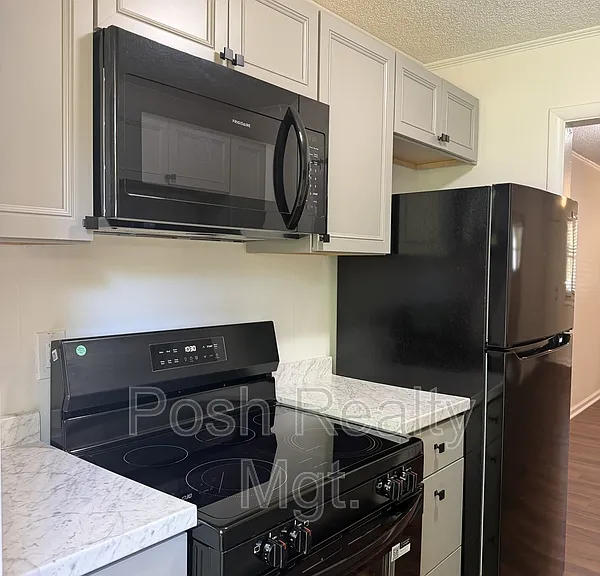 3523 Old Battleground Rd — Photo 4