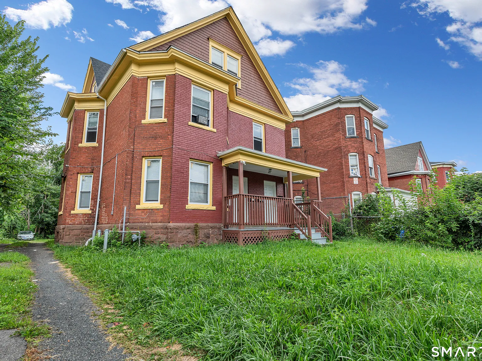 2 bed, 1.0 bath, 909 sqft, $1,800 — Photo 3