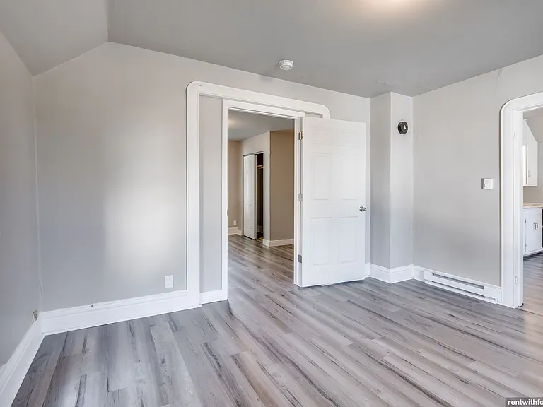 2726 W. Spencer St. — Photo 5
