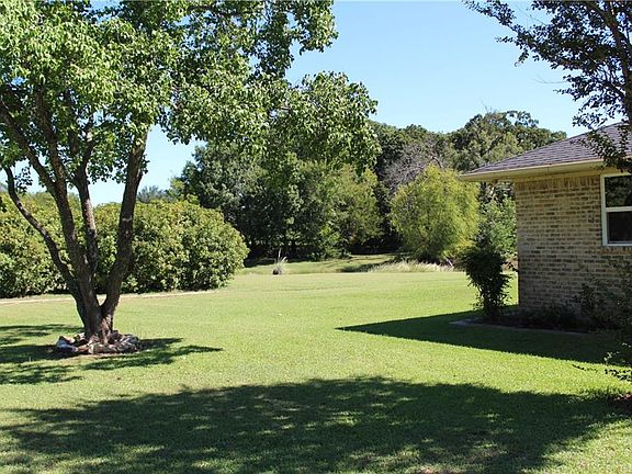 3rd image of 6287 Highland Dr