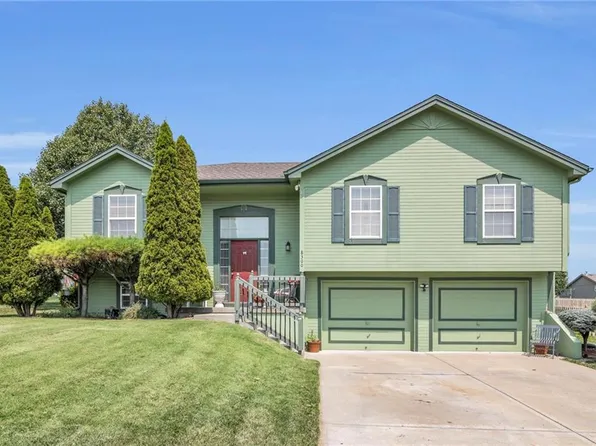8300 NE 105th St, Kansas City, MO 64157