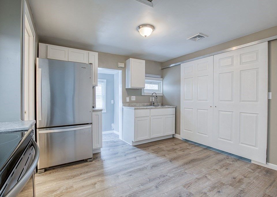 339 Abbott St, Springfield, MA 01118 Zillow