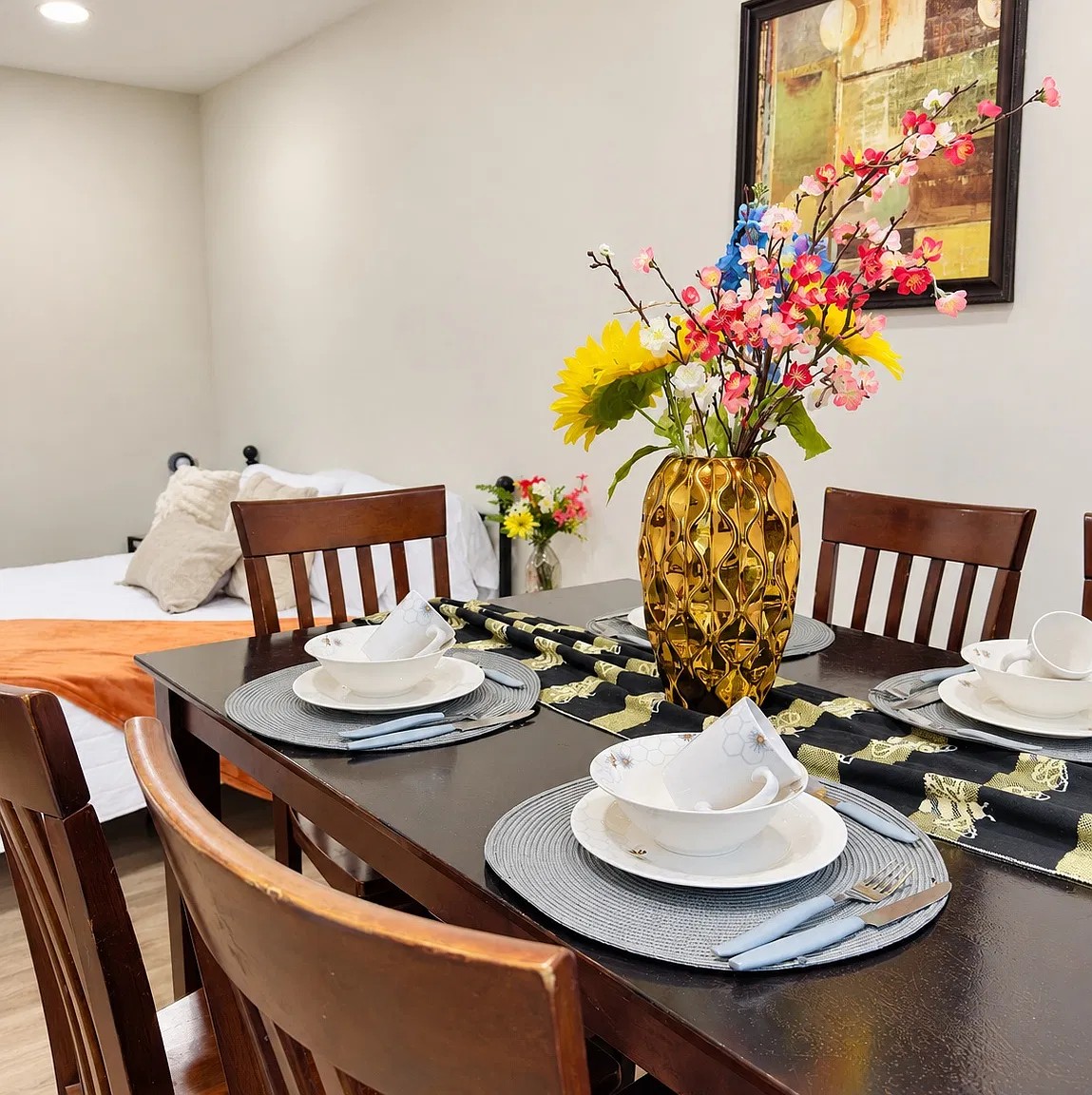 1 bed, 1000 sqft, $2,100 — Photo 2