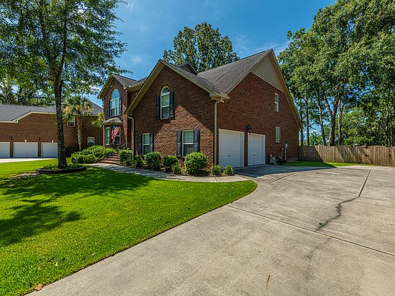 3rd image of 8734 Millerville Dr