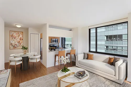 400 W 55th St #7E Photo 1