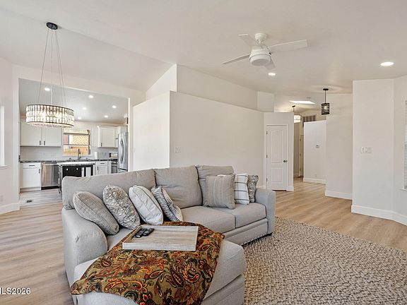 4th image of 1285 Moon Ridge Cir