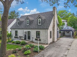 634 45th St, Des Moines, IA 50312
