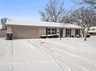 7214 Baylor Dr, Fort Wayne, IN 46819