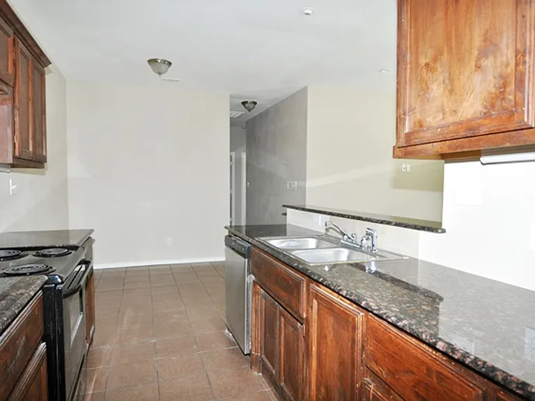7600-7602 Novella Drive — Photo 7