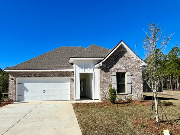 69 Apollo Ave W, Freeport, FL 32439