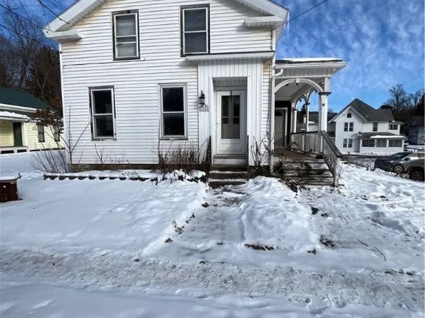 14 State St, Oxford, NY 13830