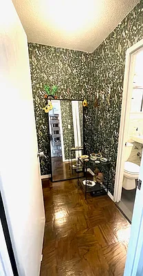 Rented by Level Group | media 23