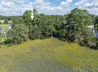 19 Sheridan Rd, Beaufort, SC 29907