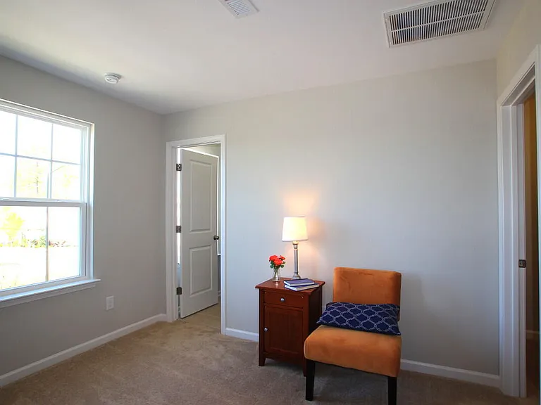 395 Shakespeare Dr — Photo 12