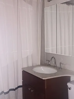 Rented by Anita Loewy, Inc | media 22