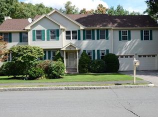 14 Eugene Dr, Winchester, MA 01890
