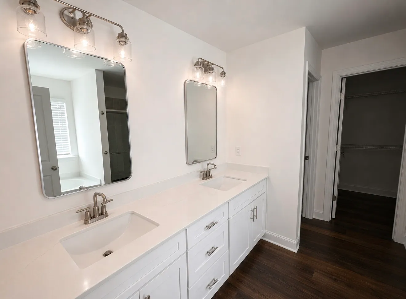 4 bed, 2214 sqft, $3,495 — Photo 4