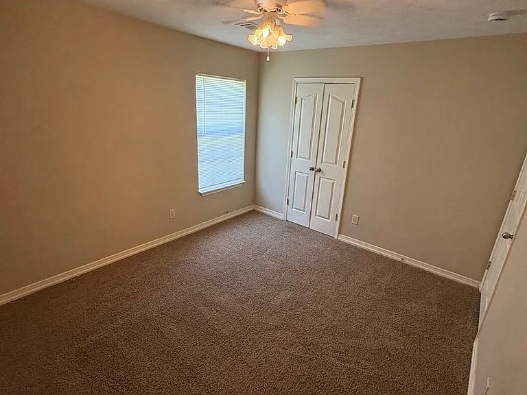24-1 Five Oddie Ln — Photo 4