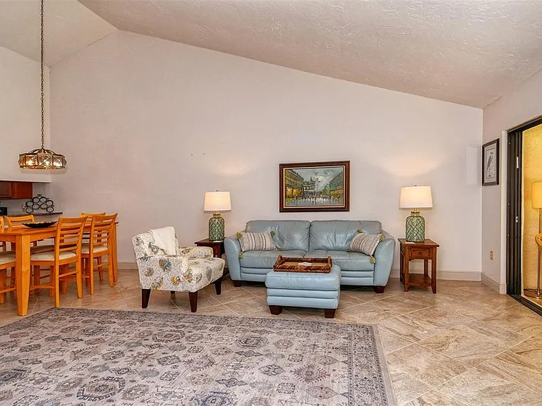 3131 Windrush Bourne #22 — Photo 32