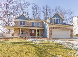 2451 Knowlton Dr, Dundee, IL 60118