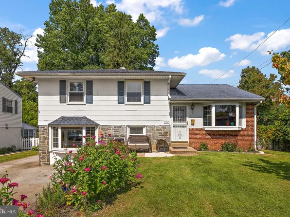 1115 Brookwood Ln, Secane, PA 19018