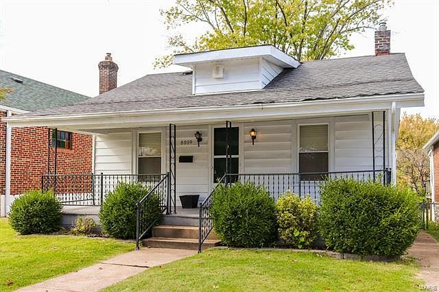 1st image of 6809 Parkwood Pl