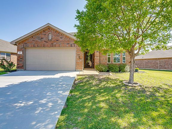 3rd image of 377 Coral Vine Ln