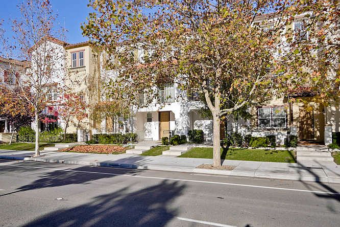 1st image of 672 N Capitol Ave