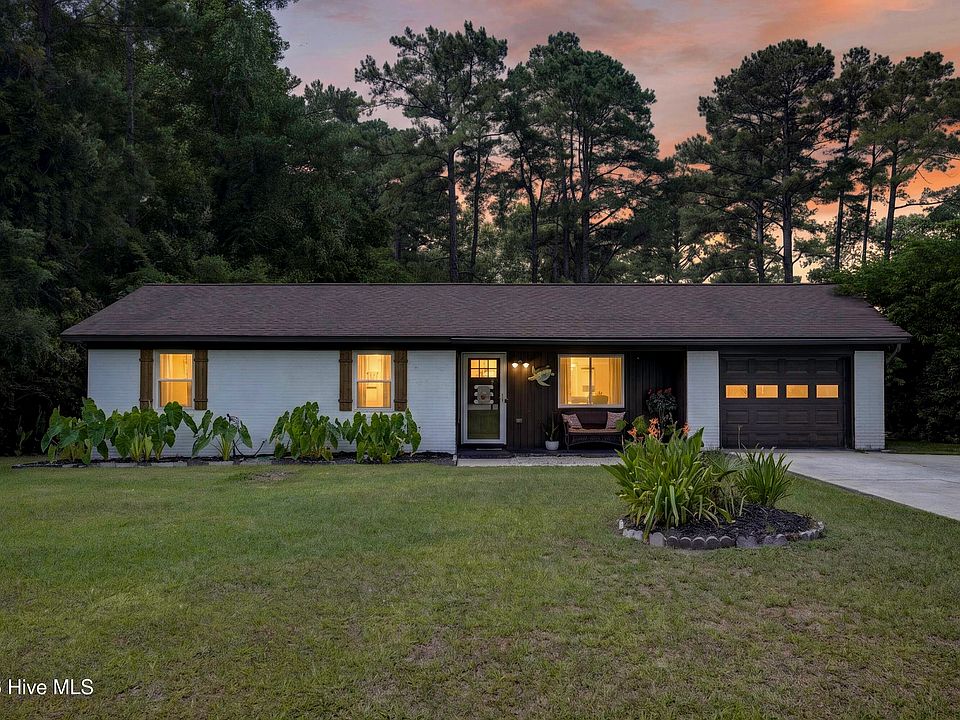 1st image of 304 Millhouse Road