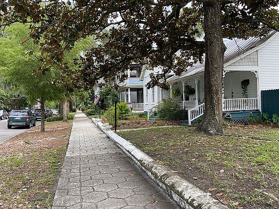 2nd image of Silver St