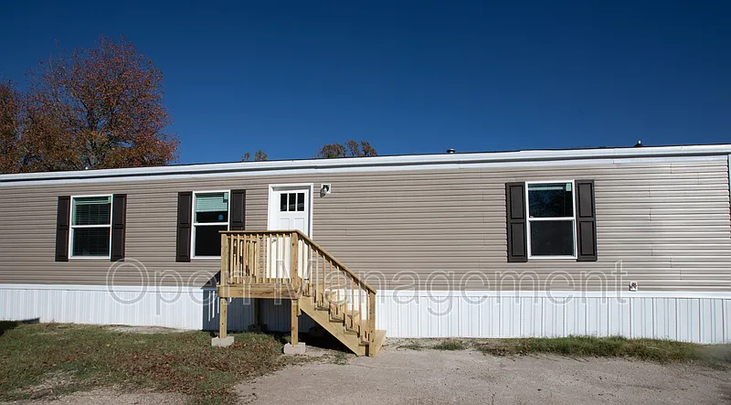 Photo 2 of 15 - 7534 W US Highway 60 #64 - Republic, MO Building Photo - 7534 W US Highway 60 #64