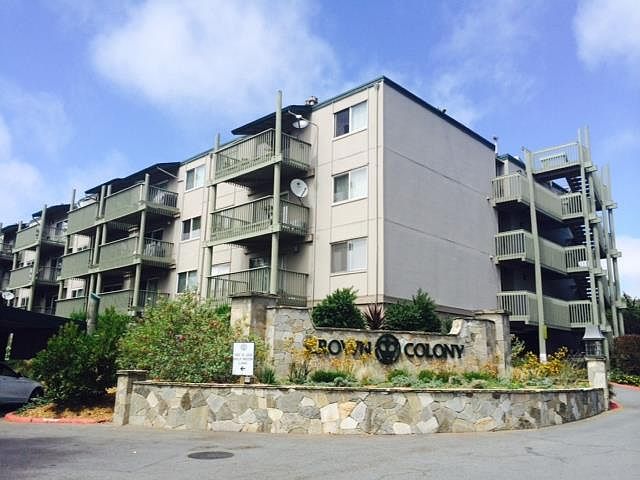 1st image of 361 Half Moon Ln APT 215