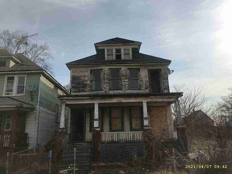 5744 Maxwell