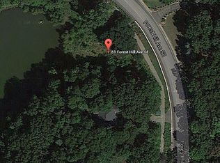81 Forest Hill Ave SE, Grand Rapids, MI 49546