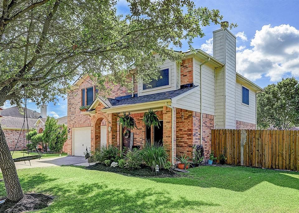 1st image of 205 Meadowhill Ln