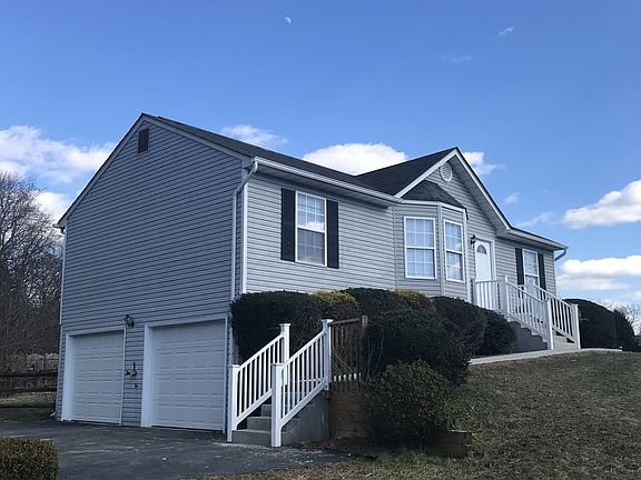 2nd image of 10721 Peach Tree Dr