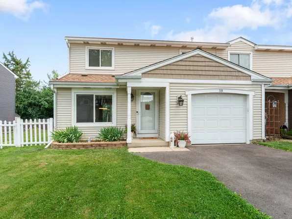 58 Stonefield Dr, Glendale Heights, IL 60139