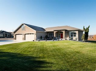 8221 W 10th Ave, Kennewick, WA 99336