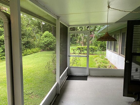 3rd image of 12 Palmwood Dr