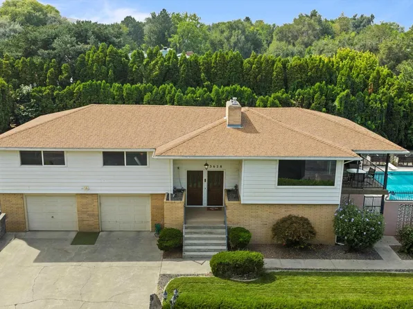 3628 S Date St, Kennewick, WA 99337
