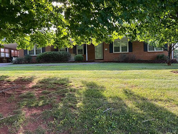 3rd image of 238 Kirkley Pl