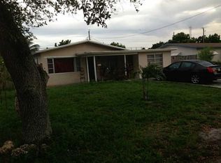 6712 Raleigh St, Hollywood, FL 33024