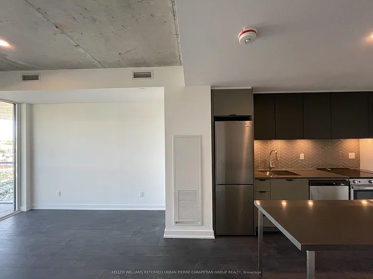 57 Brock Ave #413 — Photo 6