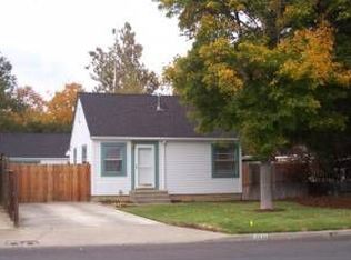 1010 S Grape St, Medford, OR 97501