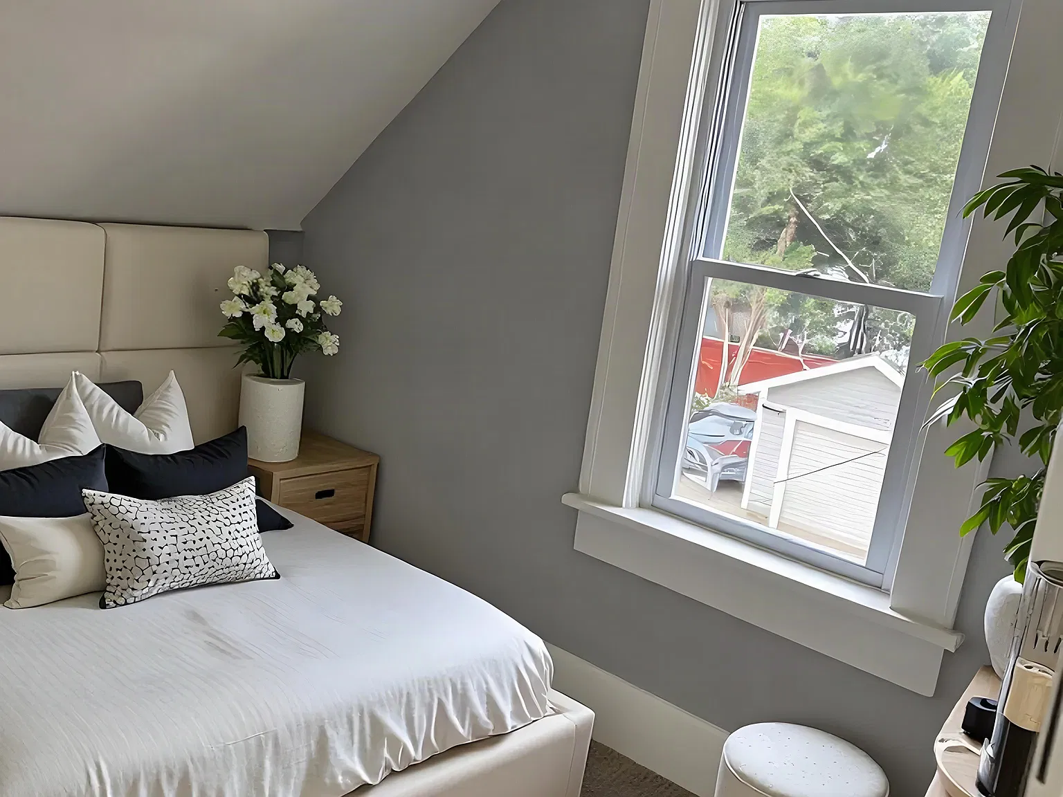2 bed, $1,276 — Photo 2