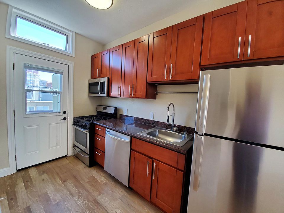 1st image of 2433 Bryant St